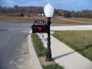 Freds Mailboxes 012