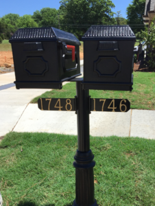 Freds Mailboxes 038