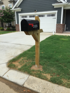 Freds Mailboxes 039